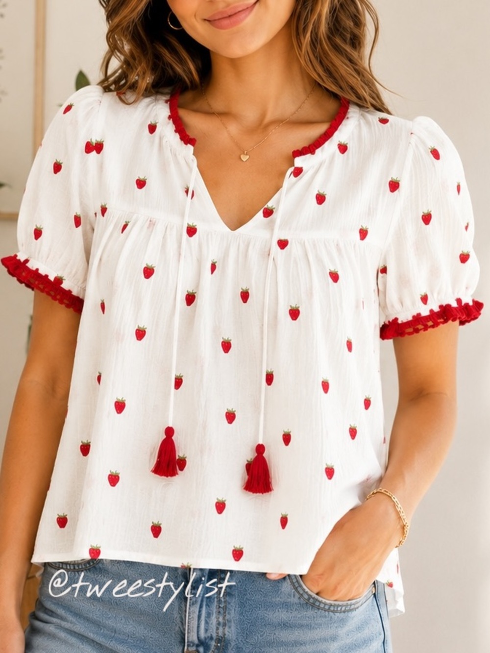 VOY Strawberry Embroidered Gauze Top Ivory Red Tassel Large